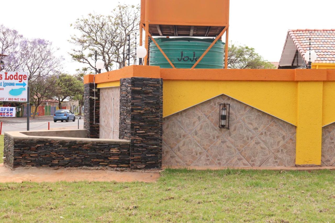 Princess Lodge Rustenburg Eksteriør bilde
